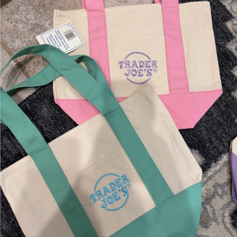 TRADER JOES MINI PASTEL TOTE - Pink and Green